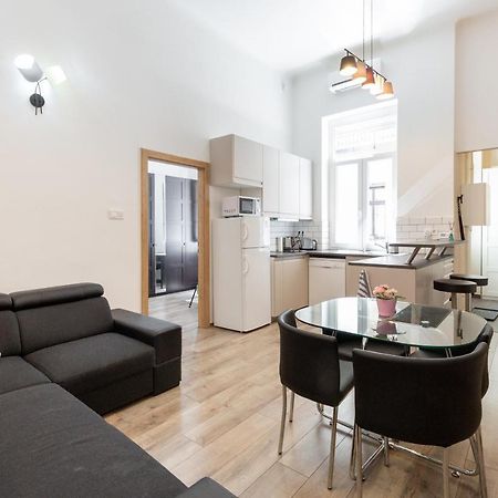 Grand Apartment at New York Café Budapest Esterno foto