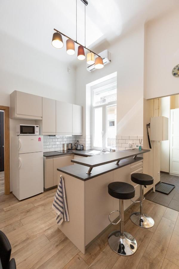 Grand Apartment at New York Café Budapest Esterno foto